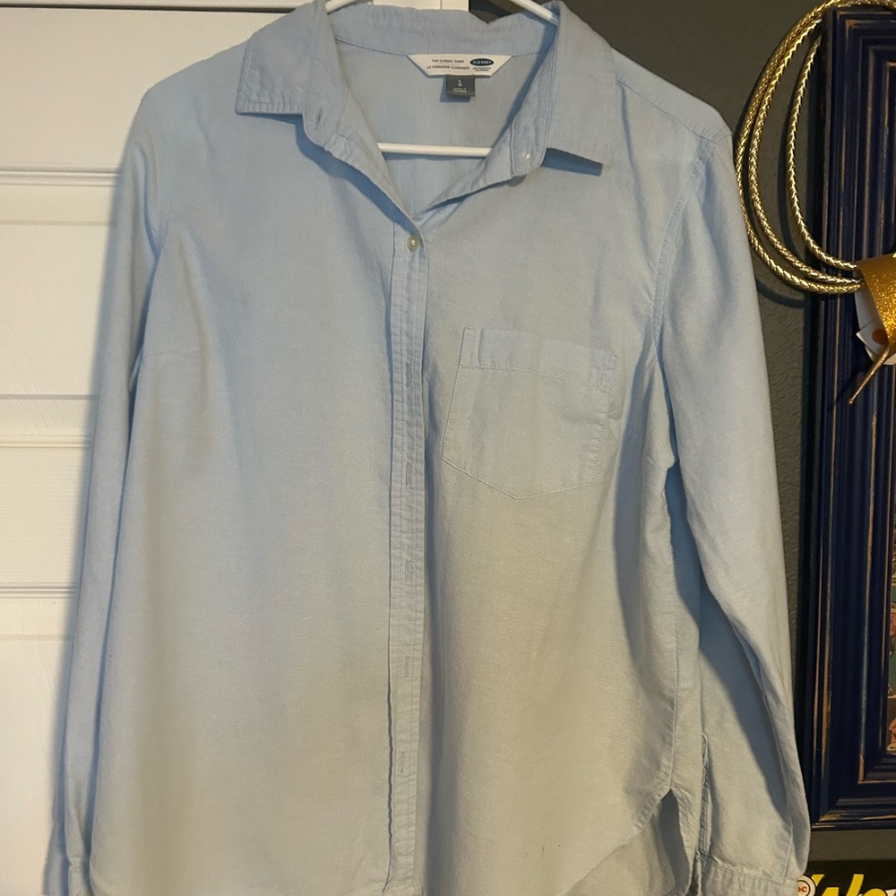 Old Navy Men's Sky Blue Casual Button Down Shirt